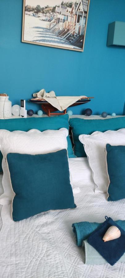 2 Chambres Cote Plage Et Aeroport Hyeres Bagian luar foto