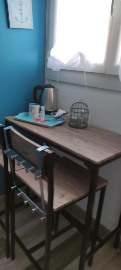 2 Chambres Cote Plage Et Aeroport Hyeres Bagian luar foto